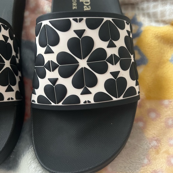 Kate Spade Black and White Sandals - Picture 2 of 6